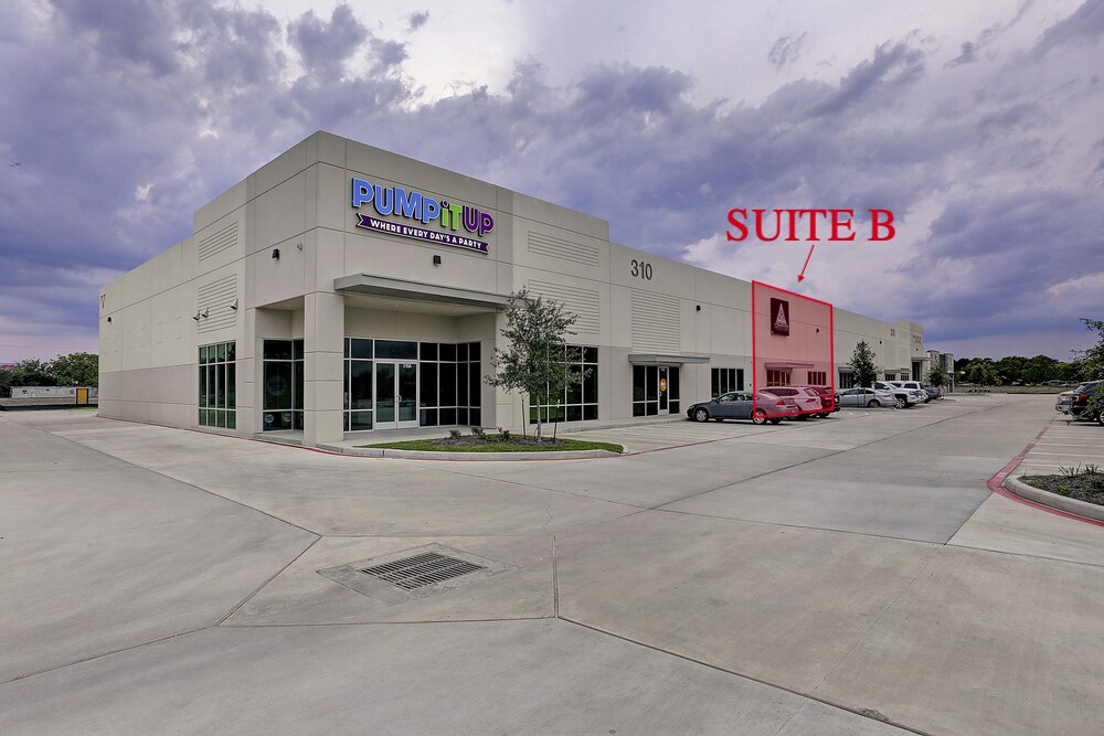 310 Genesis Blvd, Webster, TX for Rent