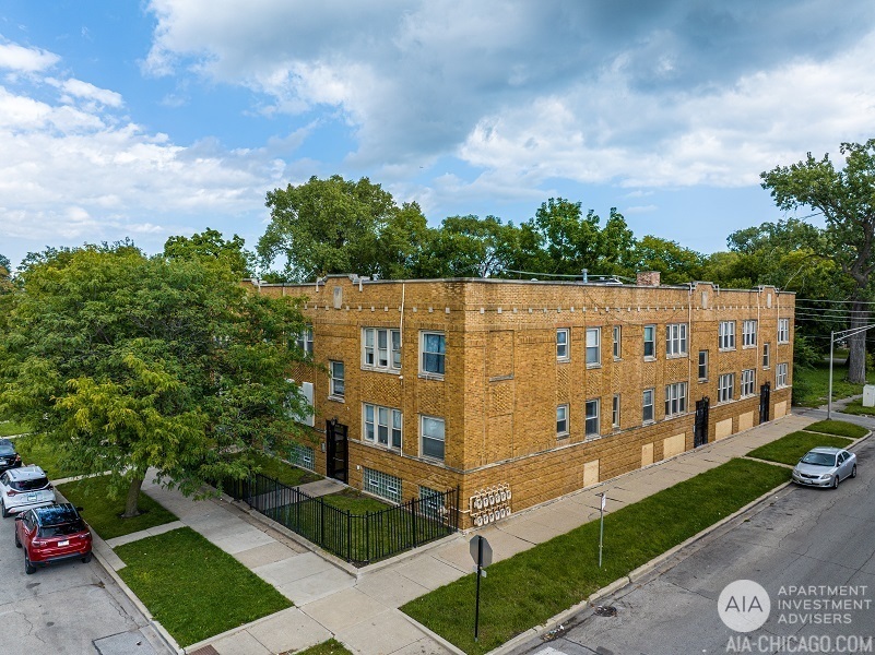 7955 S Emerald Ave, Chicago, IL for Sale