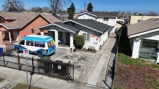 Los Angeles, CA Apartments - 1049 W 61st St