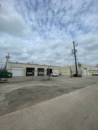 Houston, TX Warehouse - 5440 Gulf Fwy Houston, TX Warehouse - 5440 Gulf Fwy