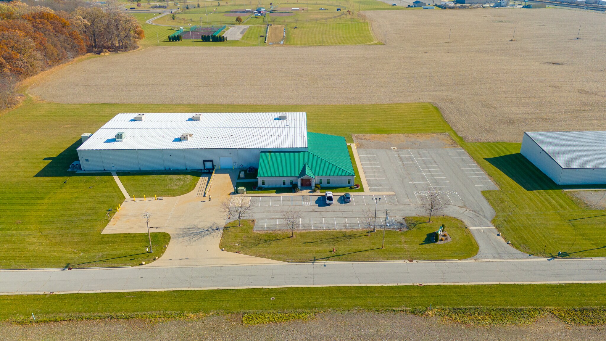 118 Industrial Dr, Edgerton, OH for Sale