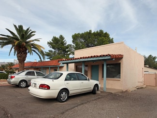 Tucson, AZ Veterinarian/Kennel - 2950-2954 N Tucson Blvd