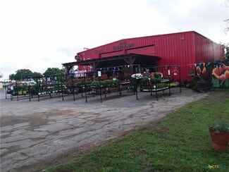 Lampasas, TX Retail - 107 10th St