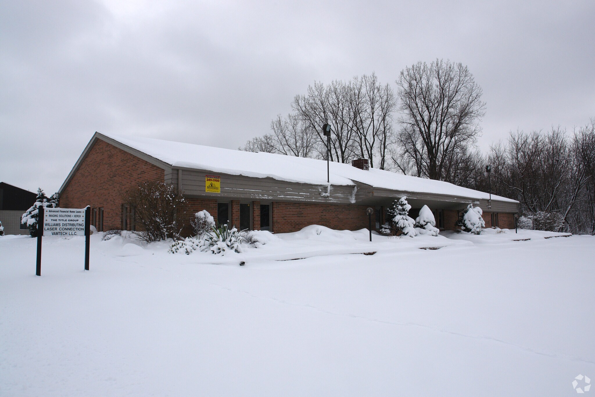 3186 Pine Tree Rd Lansing, MI 48911 Office Property for Sale on