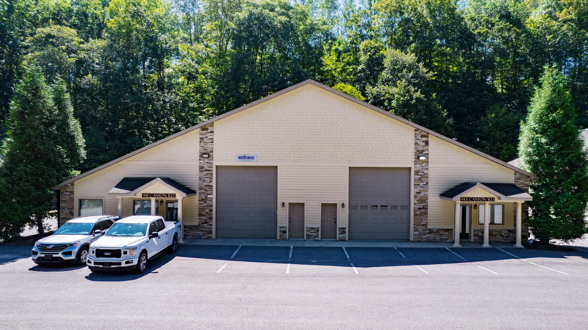 941-943 Canyon Rd, Morgantown, WV for Rent