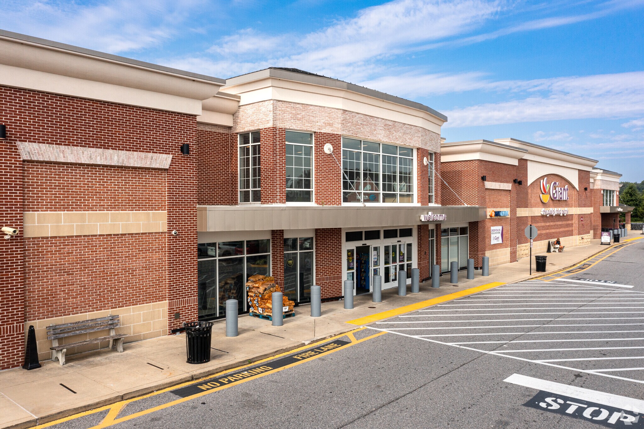 3-15 Lee Airpark Dr, Edgewater, MD for Rent