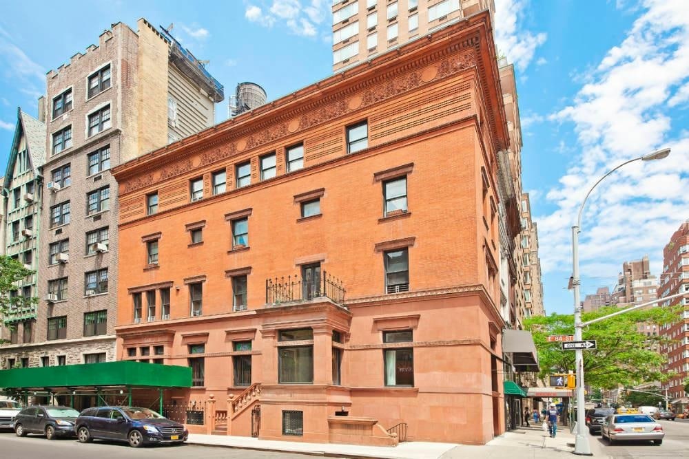 21 E 84th St, New York, NY for Rent