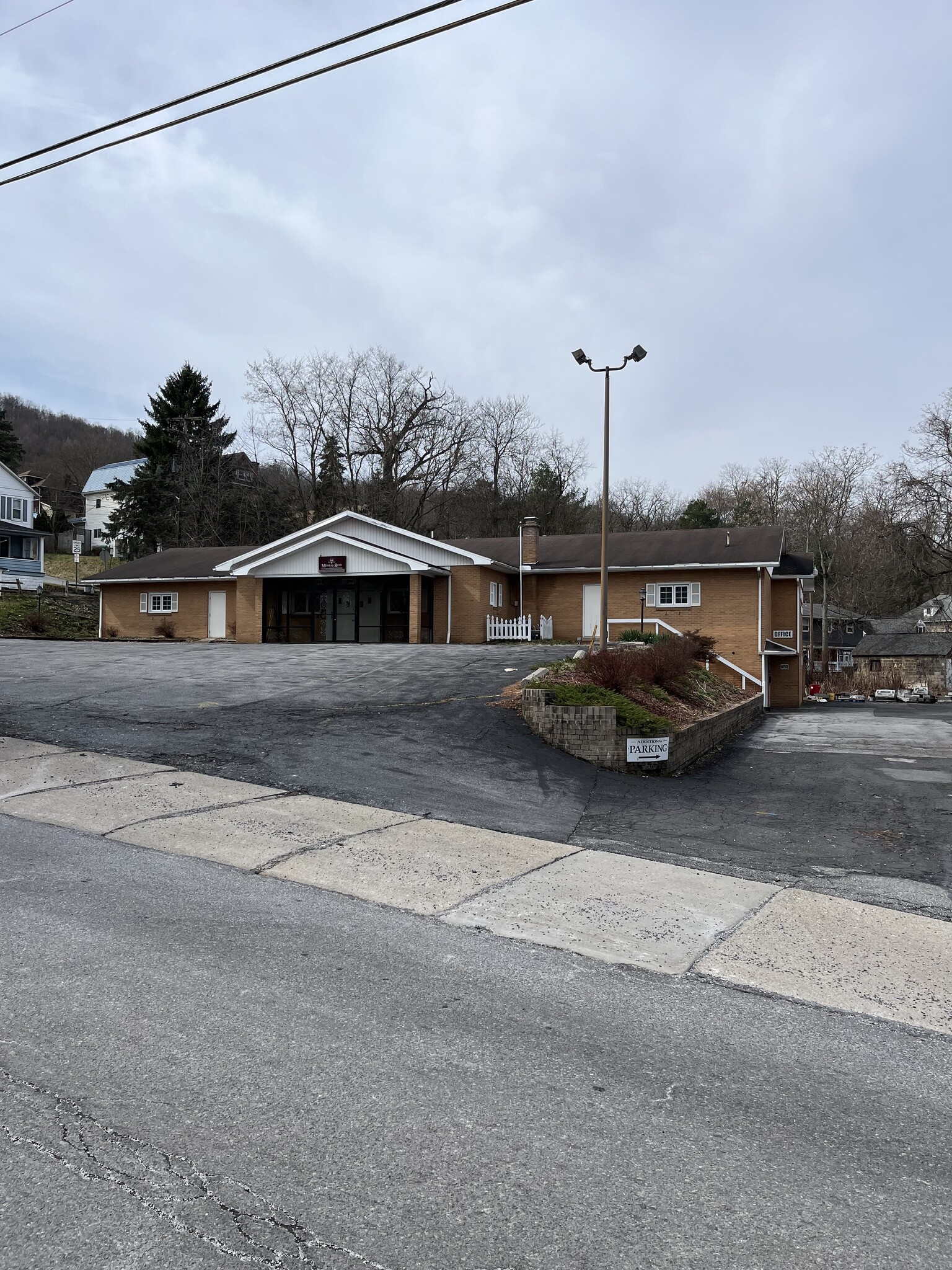 79 J St, Johnstown, PA for Sale