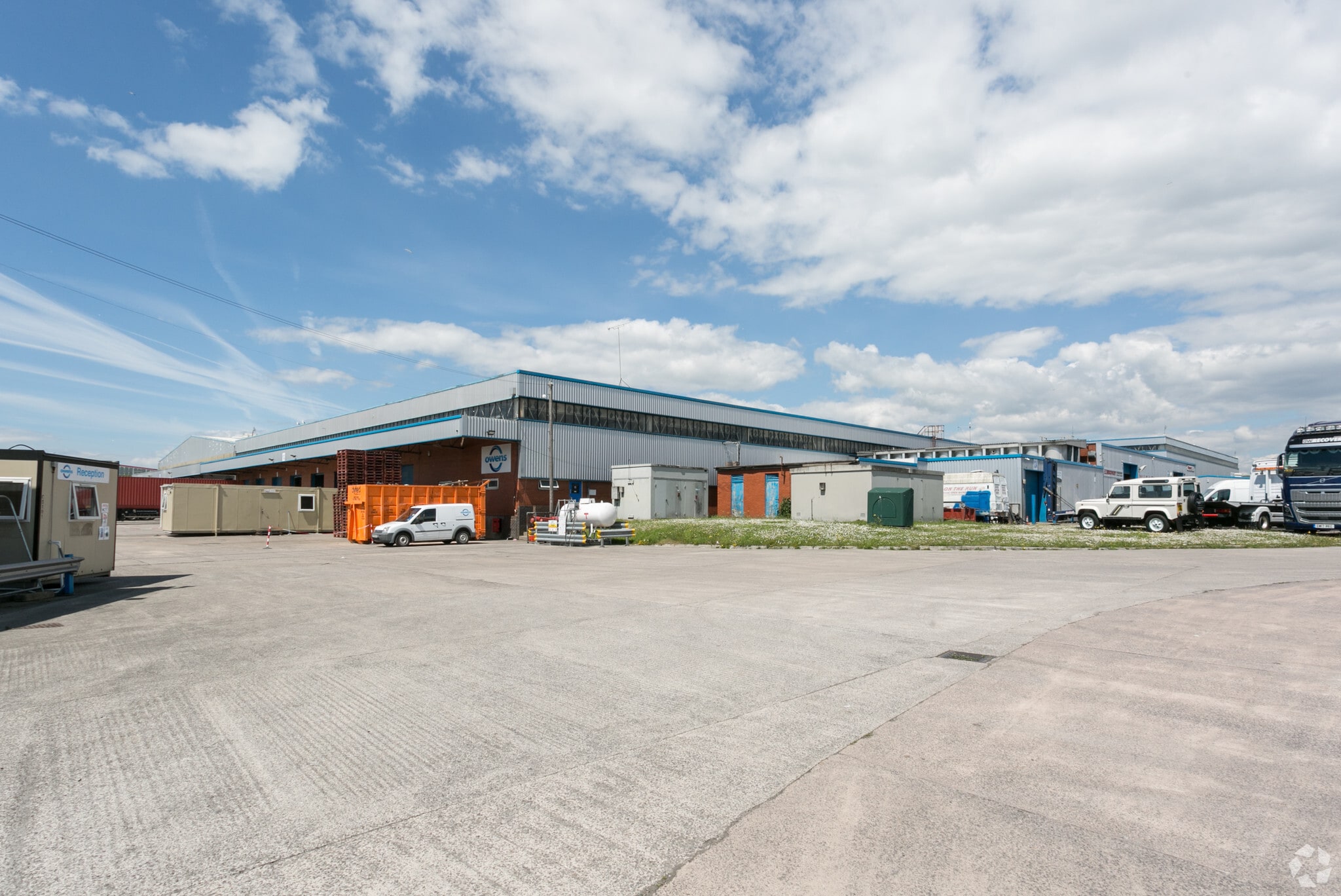 Kingsway, Bridgend, MGN for Rent