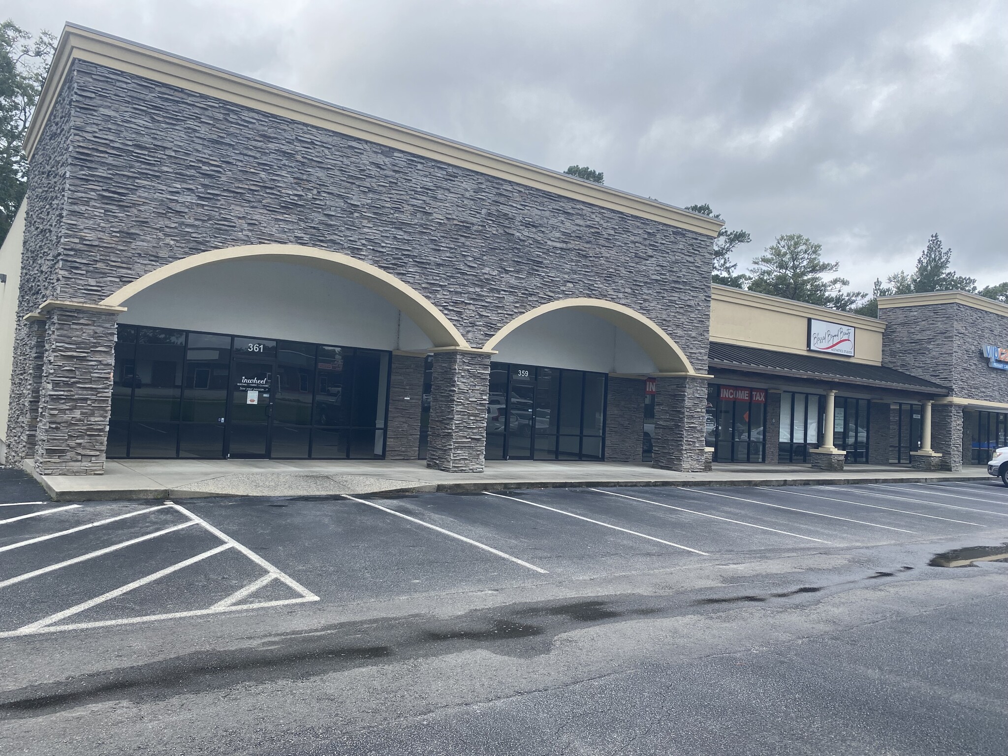 341-361 Northside Dr, Valdosta, GA for Rent