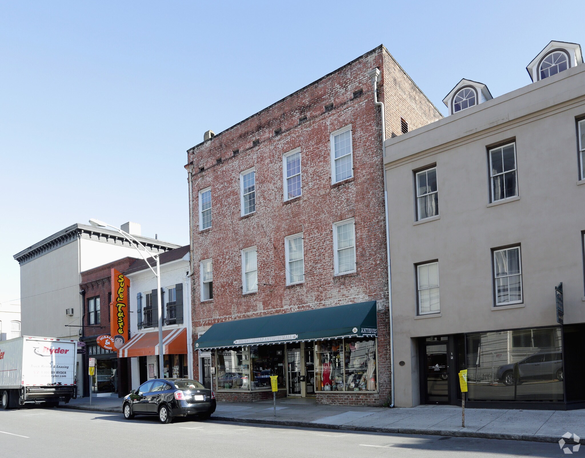 14 W State St, Savannah, GA for Rent