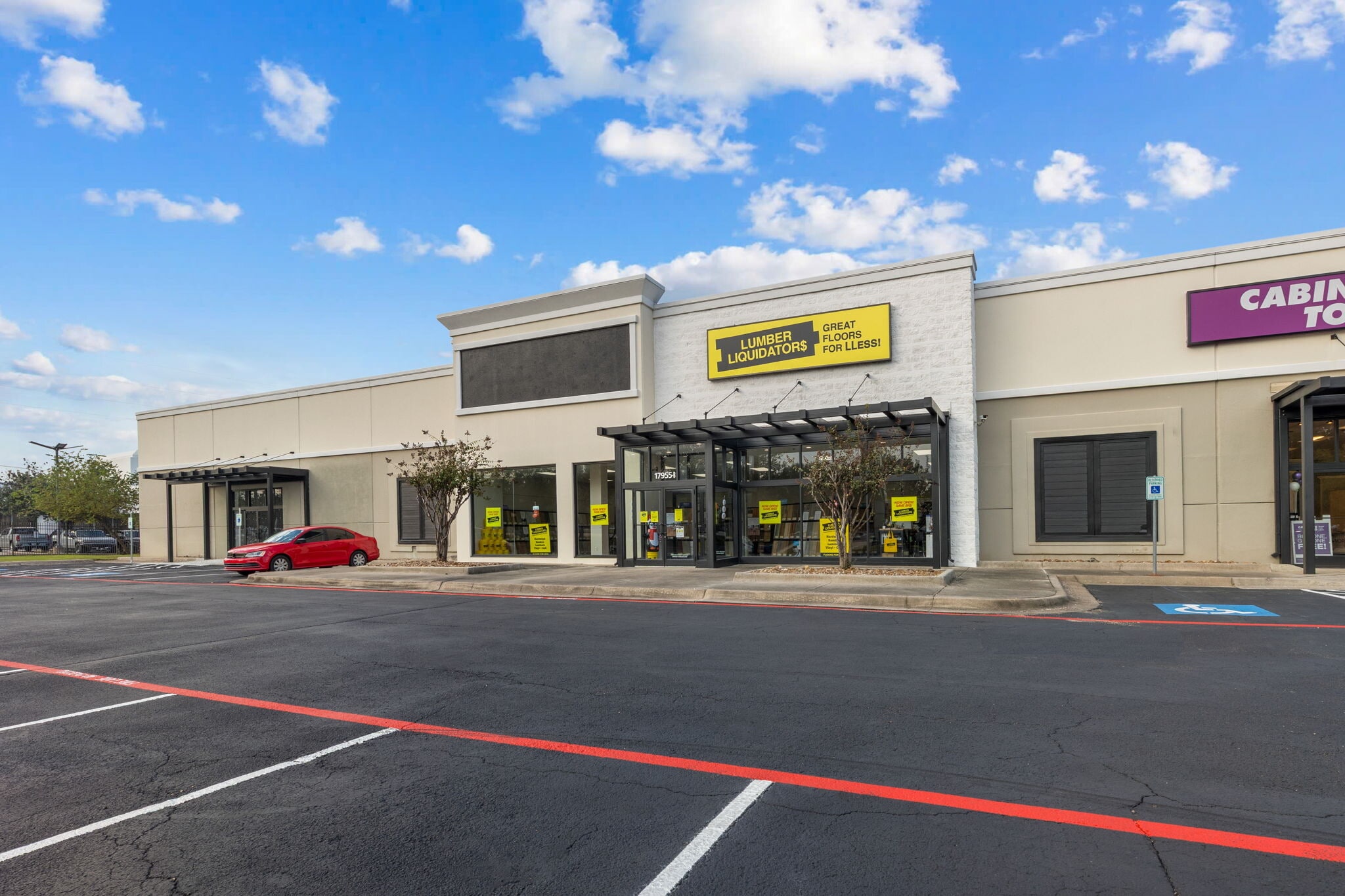 17955 North Fwy, Houston, TX for Rent