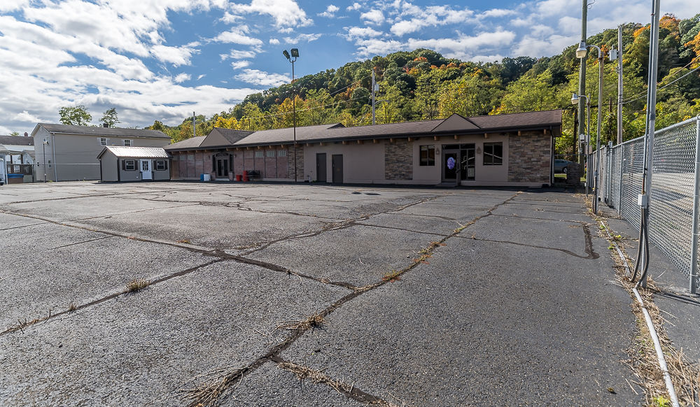 400 Erie Ave, Aliquippa, PA for Sale