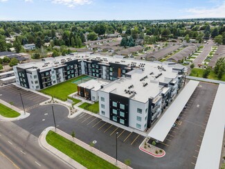 Idaho Falls, ID Apartments - 1915 S Woodruff Ave