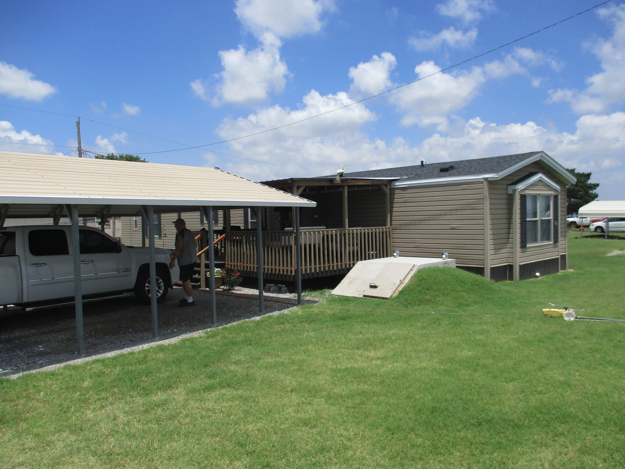 24466 S Frontage Rd, Hydro, OK for Sale