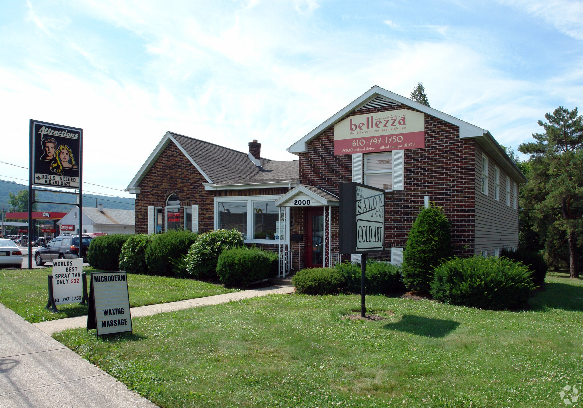 2000 Oxford Dr, Allentown, PA for Rent