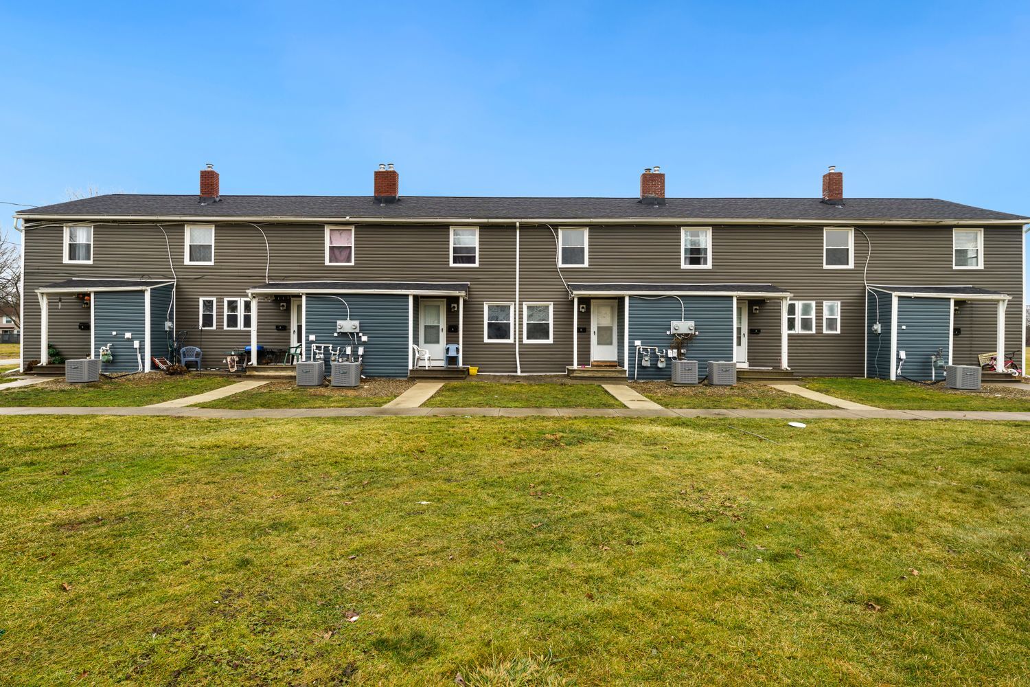 9584 Green Meadow Rd Windham, OH 44288 MultiFamily Property for Sale on