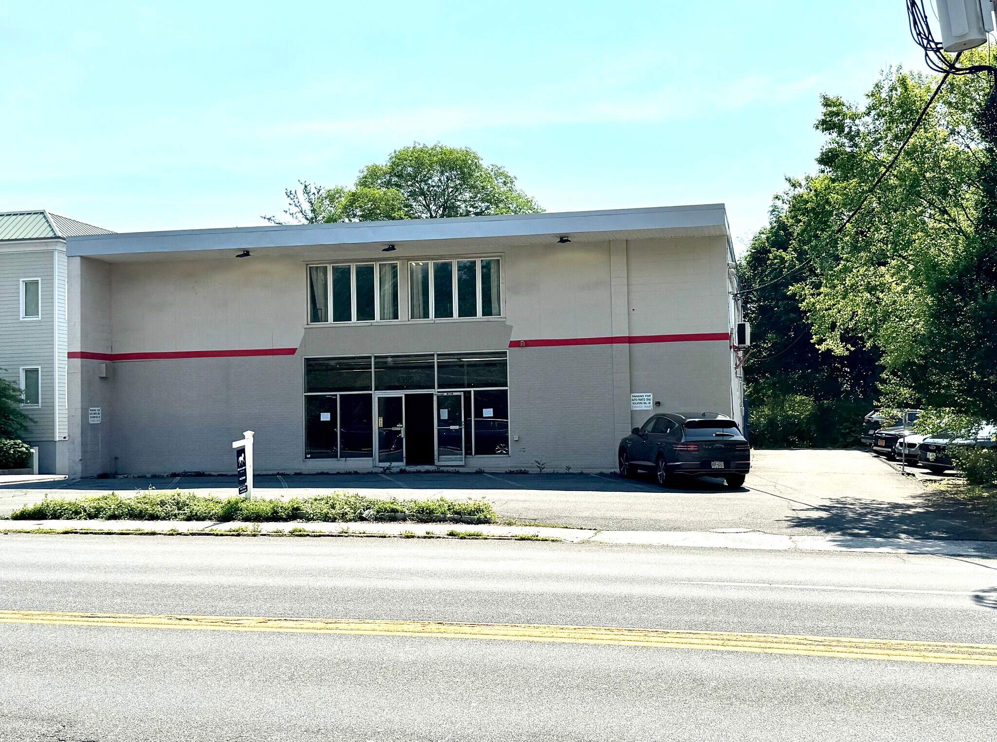 1395 Boston Post Rd, Larchmont, NY for Sale