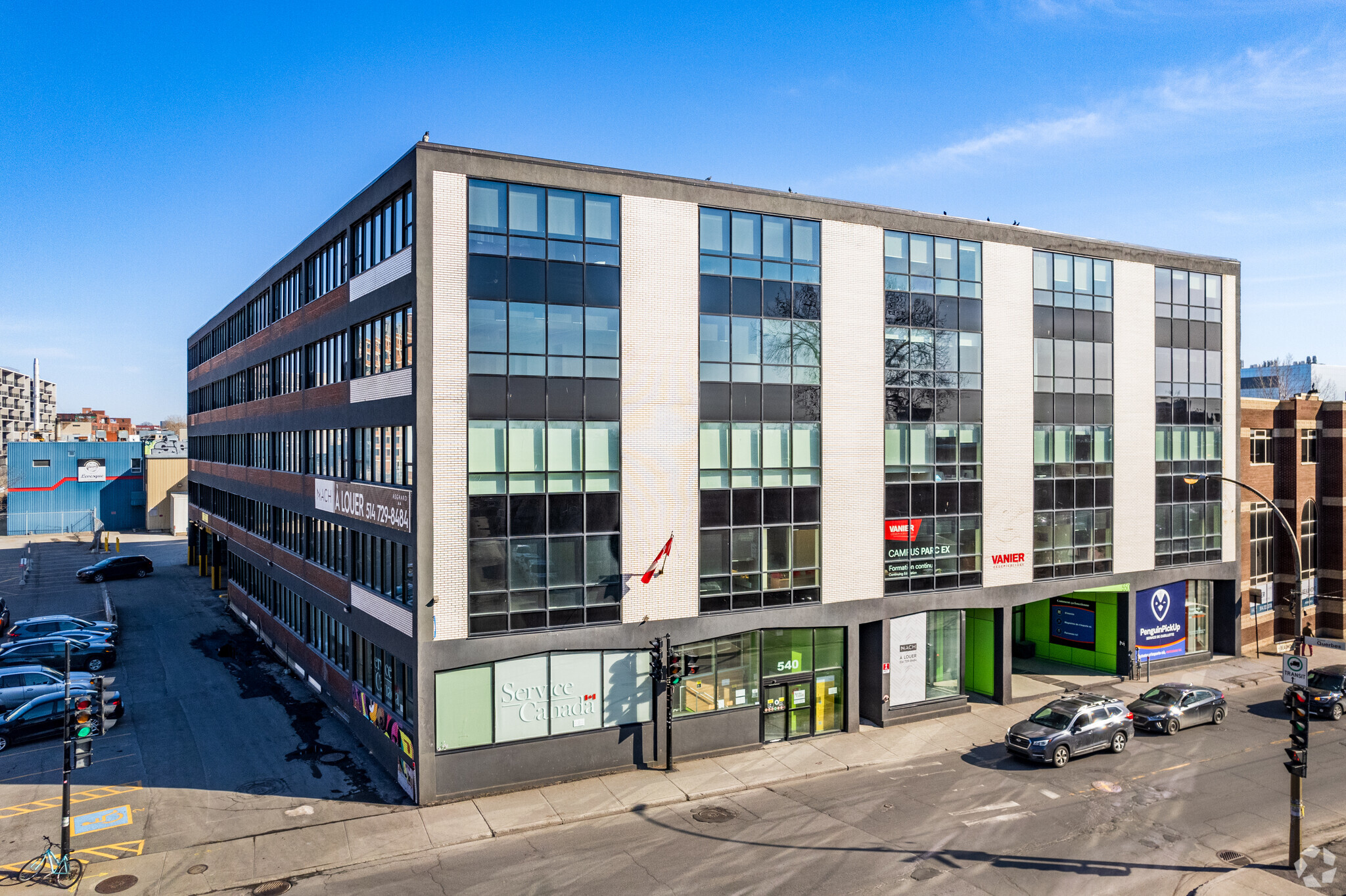 540-560 Av Beaumont, Montréal, QC for Rent