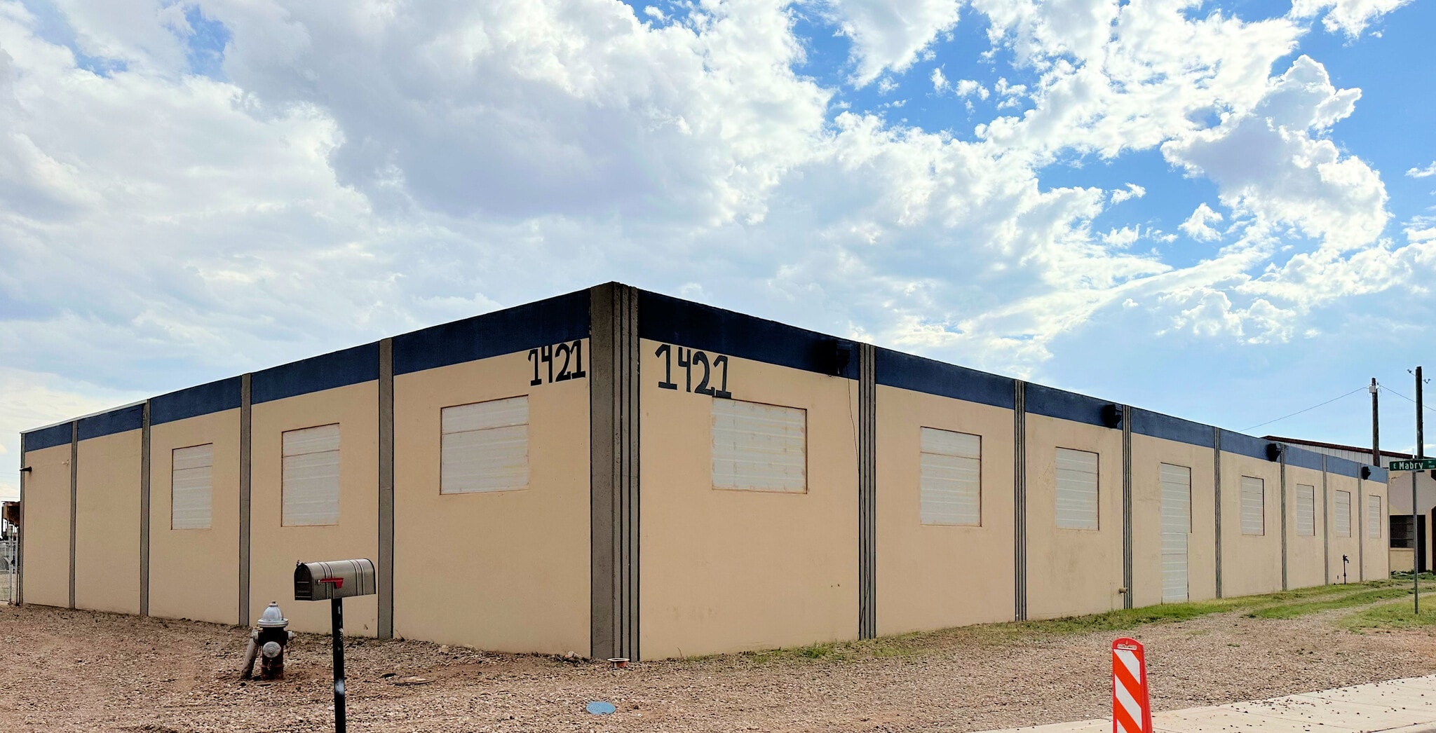 1421 Mabry Dr, Clovis, NM for Sale