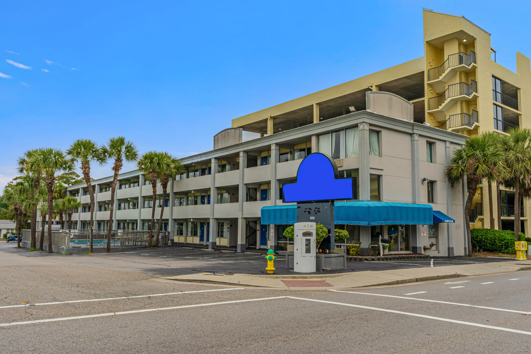 806 S Ocean Blvd, Myrtle Beach, SC for Sale