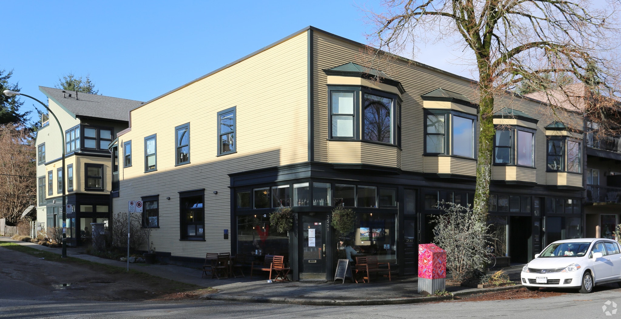 3589 Commercial St, Vancouver, BC for Sale