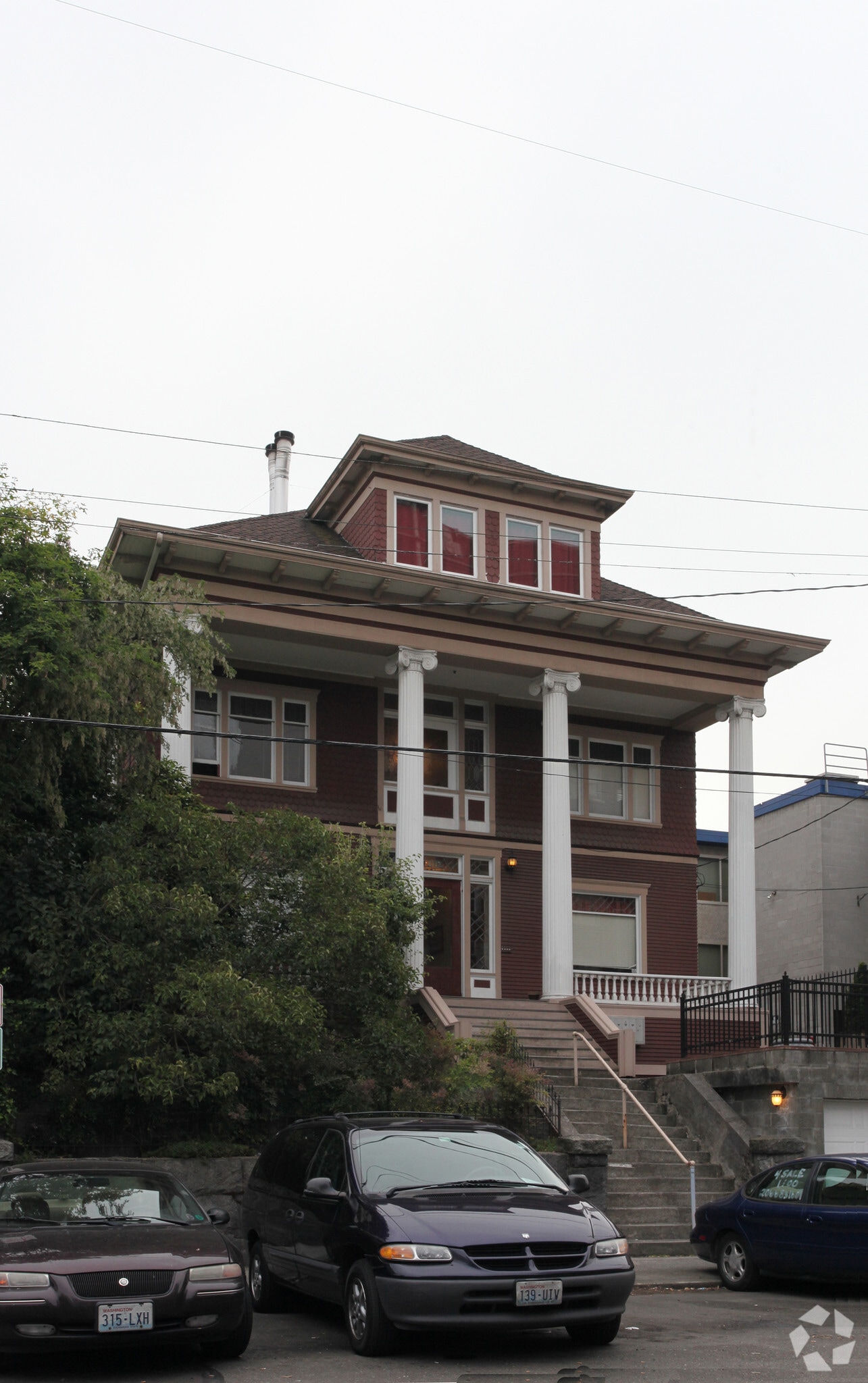 1712 Belmont Ave, Seattle, WA for Sale