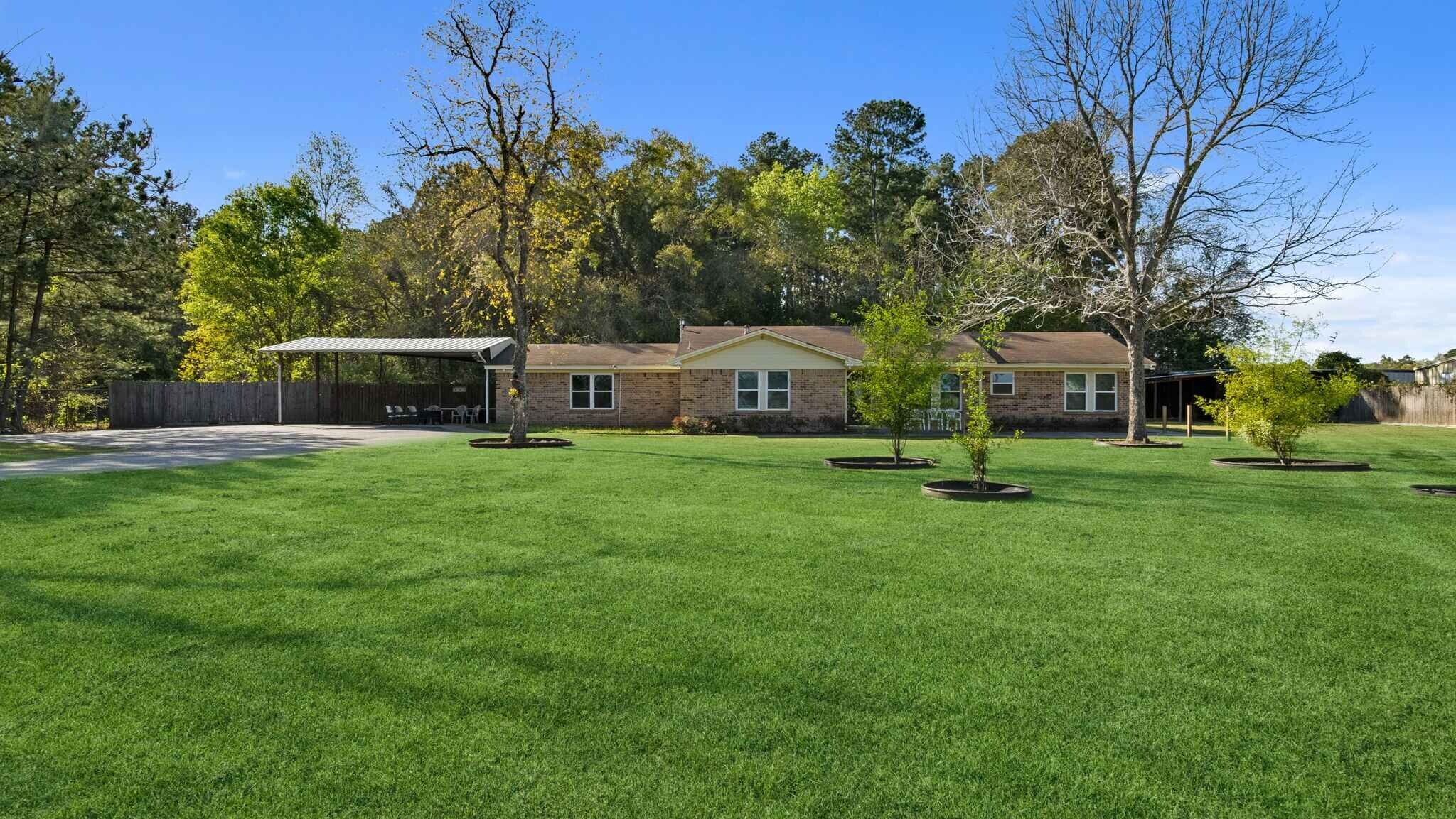 3978 US-59, Cleveland, TX for Sale