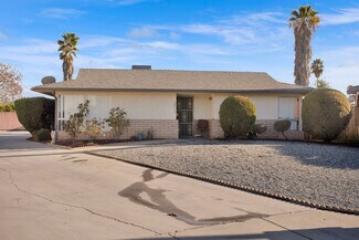 Hemet, CA Apartments - 26112 Camphorwood Ave