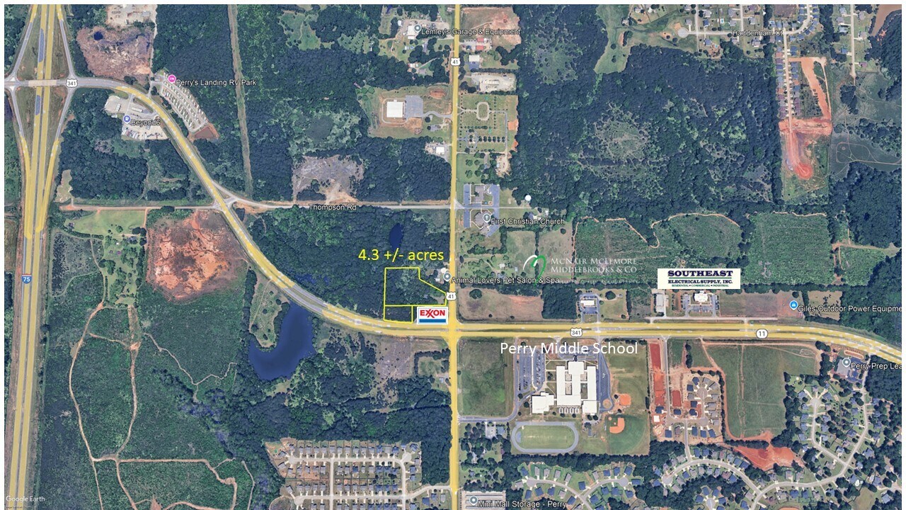 504 Perry Pky, Perry, GA for Sale