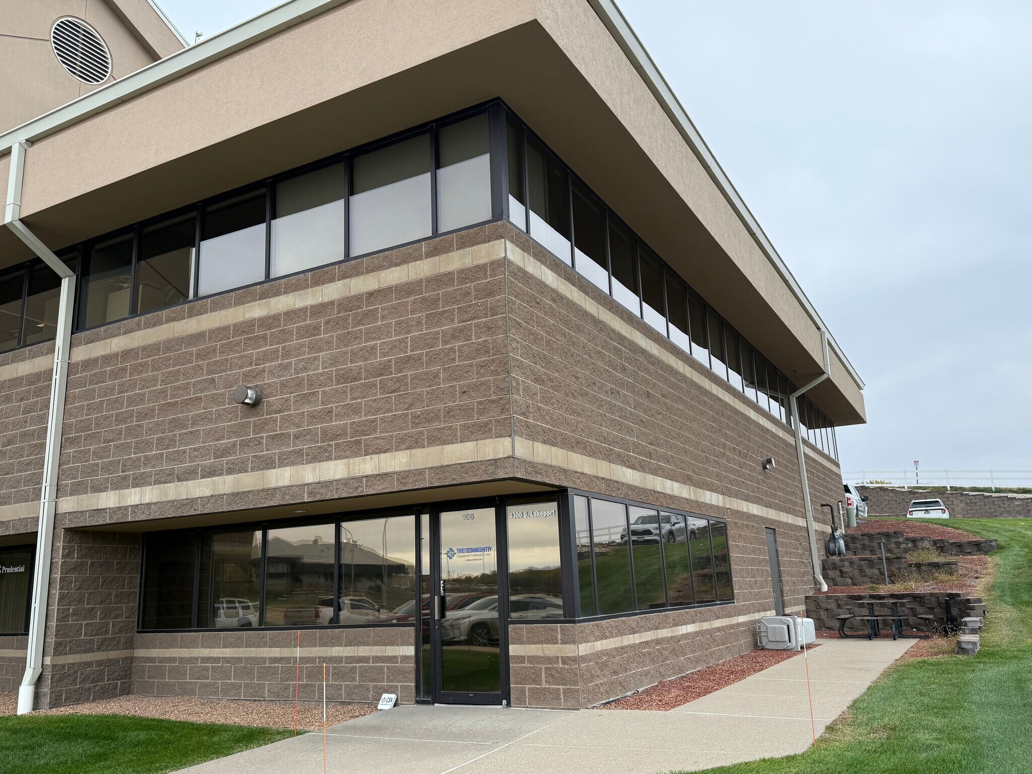 4300 S Lakeport St, Sioux City, IA for Rent