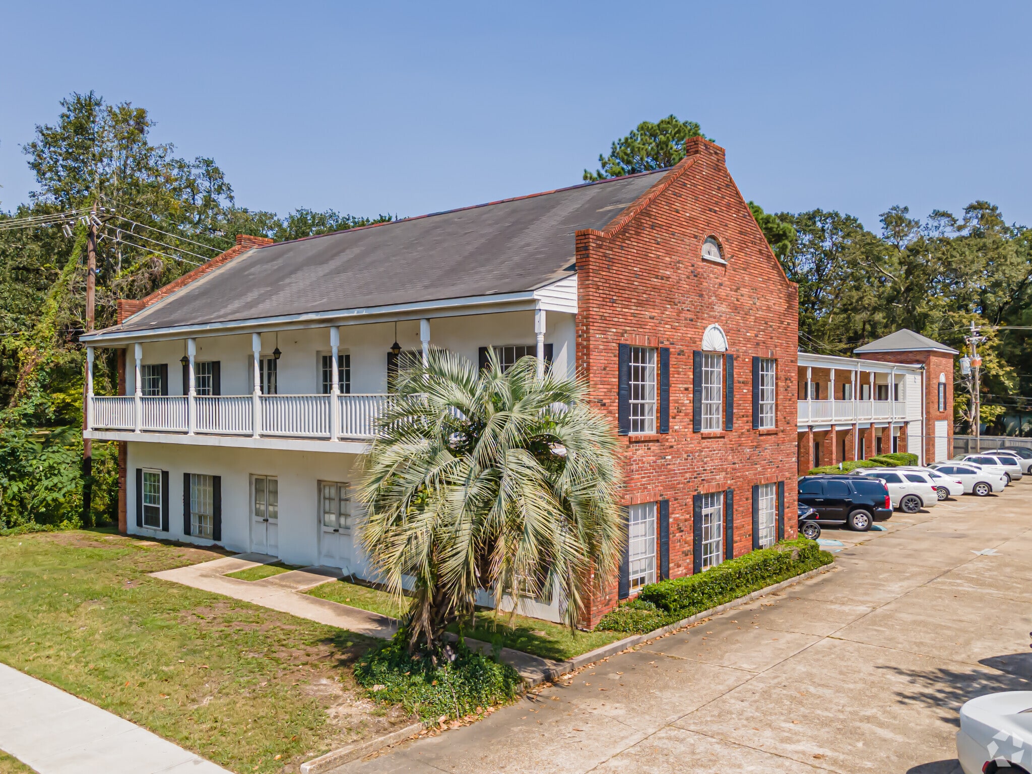 660 N Foster Dr, Baton Rouge, LA for Rent