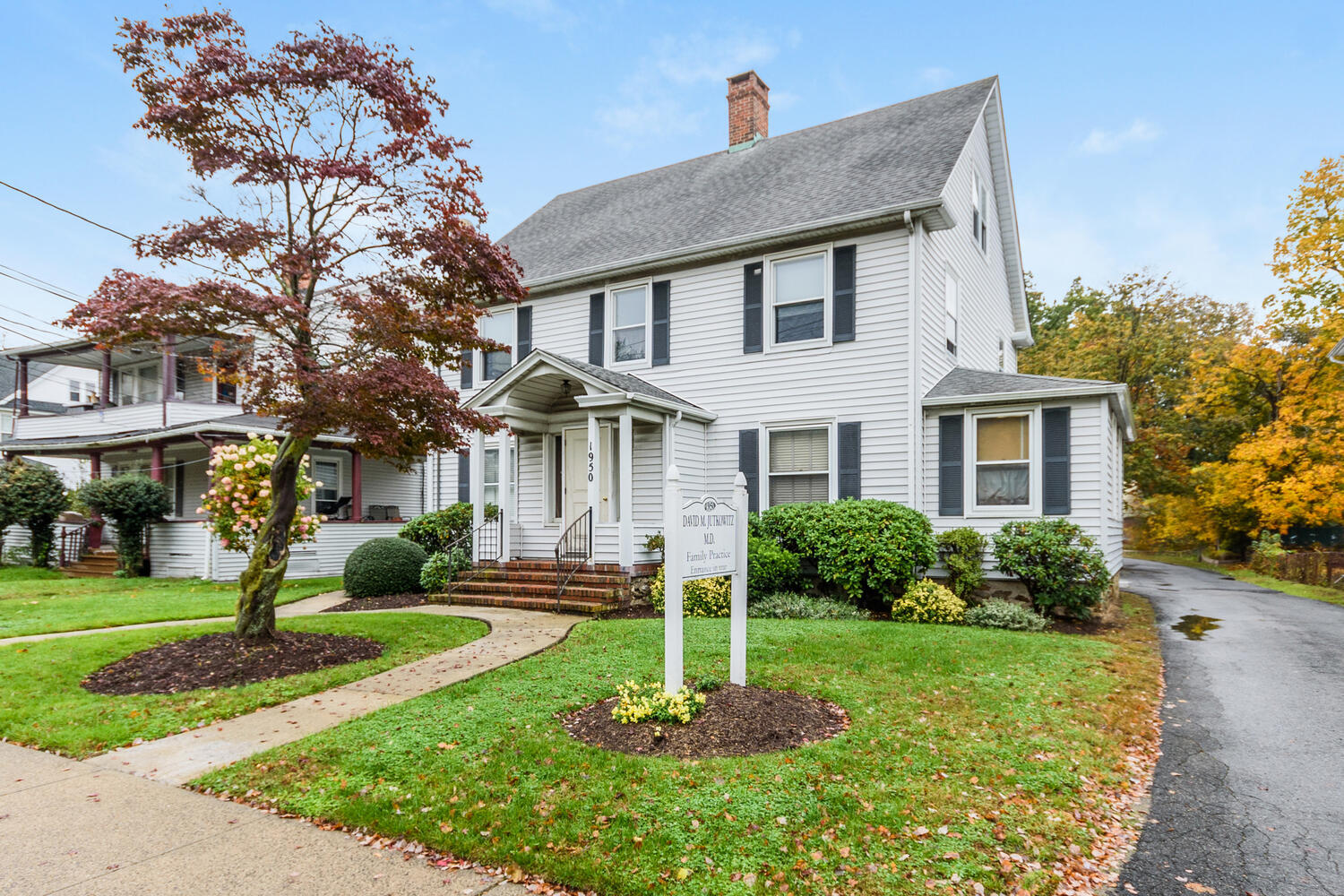 1950 Main St, Stratford, CT for Sale