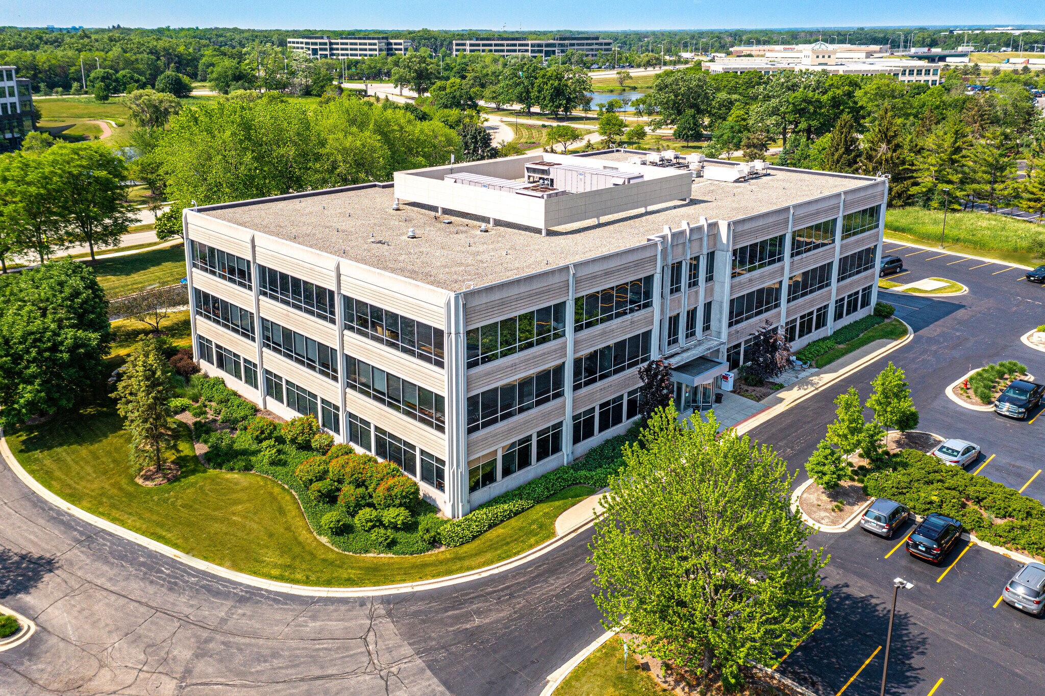 1955 W Field Ct Lake Forest, IL 60045 Office Property for Sale on