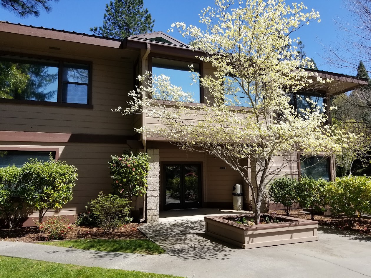 944 McCourtney Rd, Grass Valley, CA for Rent