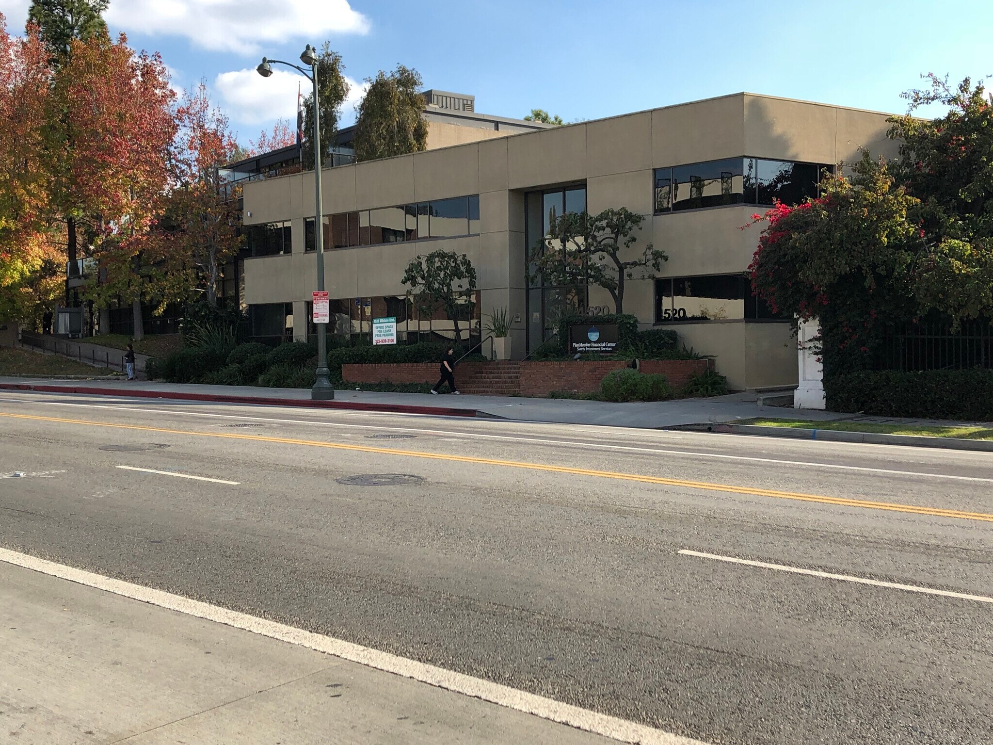 4520 Wilshire Blvd, Los Angeles, CA for Rent