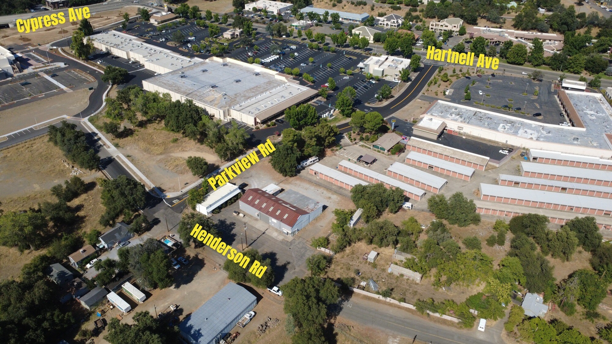 2651 Henderson, Redding, CA for Sale