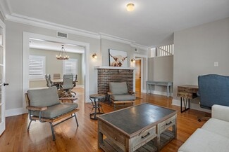 Saint Petersburg, FL Office/Residential - 2632 Central Ave