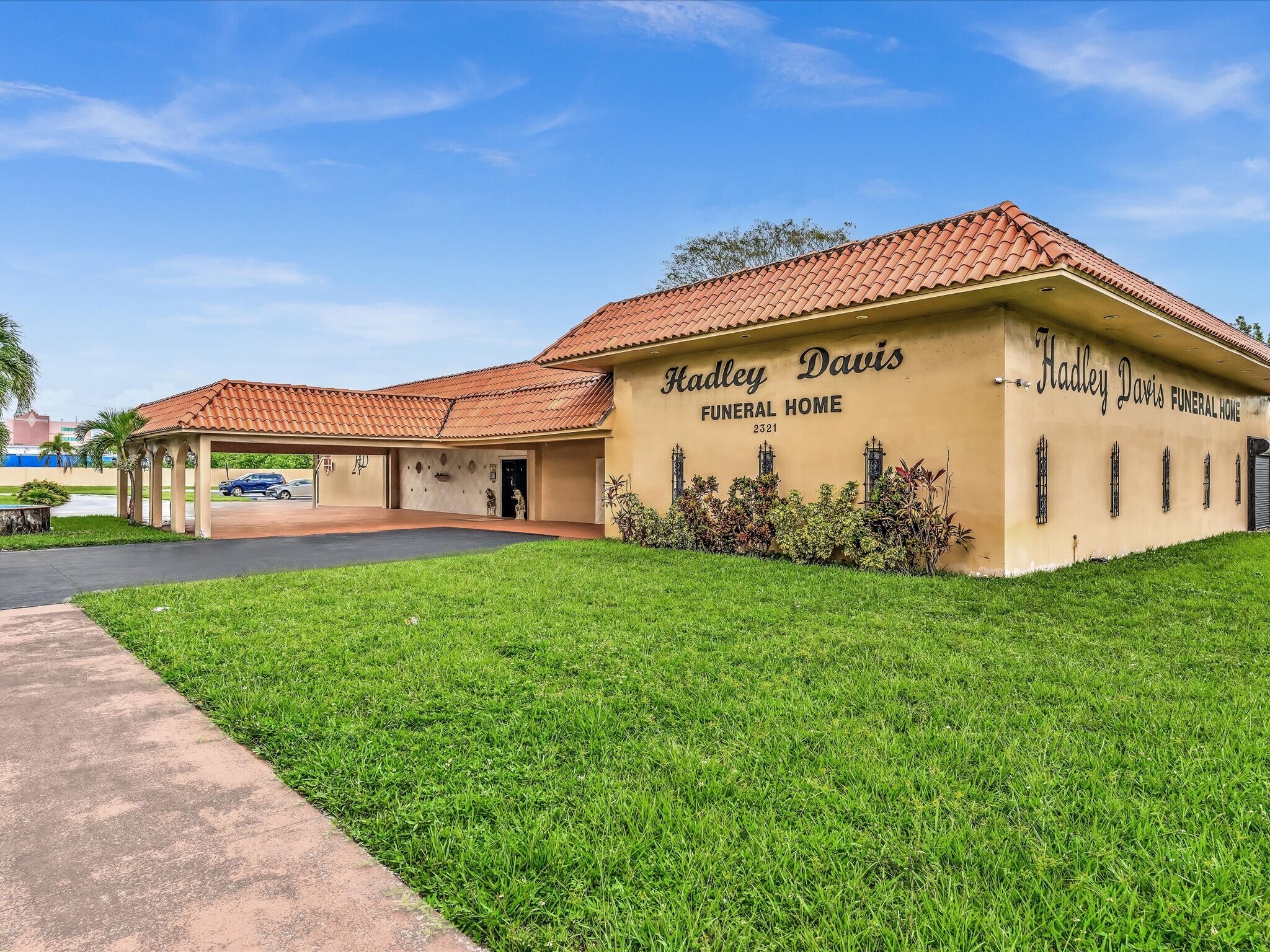 2321 NW 62nd St, Miami, FL for Sale