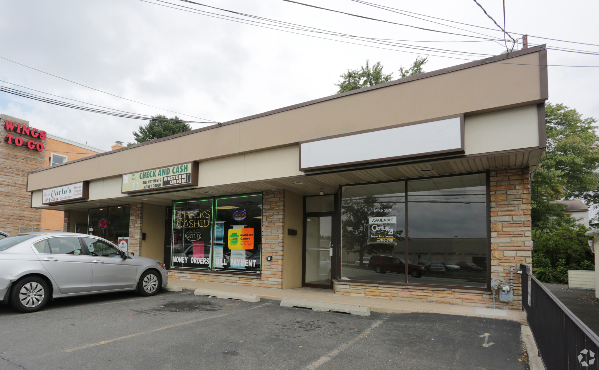 407-411 W Moreland Rd, Willow Grove, PA for Sale