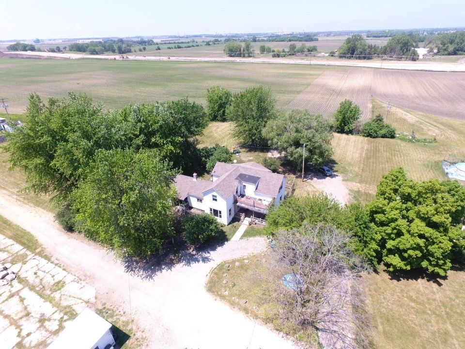 202 72nd Ave, Kenosha, WI for Sale