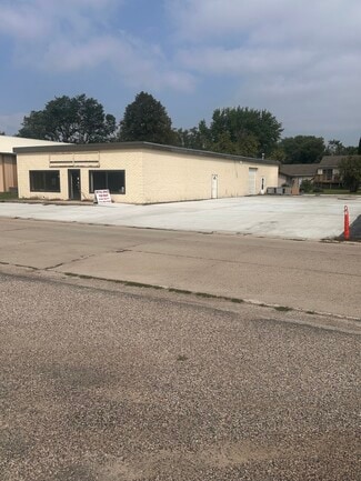 Spencer, IA Office/Retail - 215 10th St SW