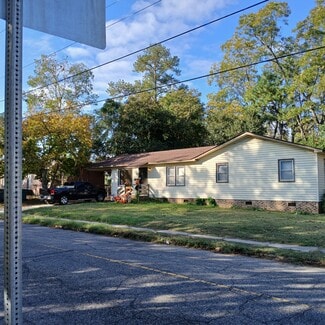 Lumberton, NC Residential Income - 805 N Water St