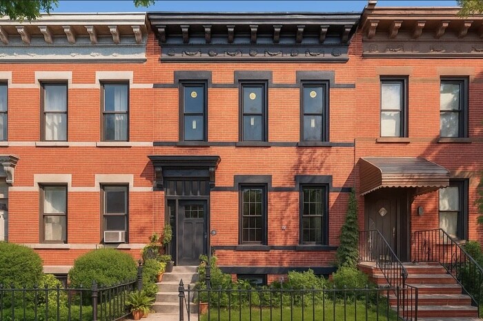 125 Beadel St, Brooklyn, NY for Sale