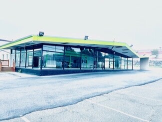 Salem, MA Retail - 207 Highland Ave
