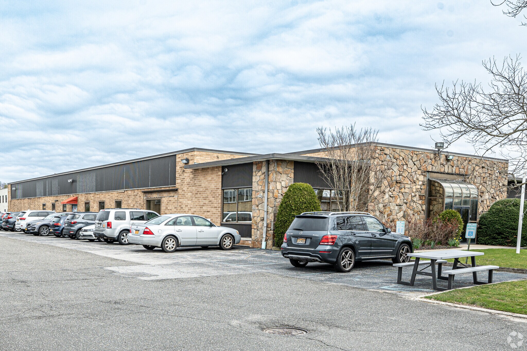 425 Smith St, Farmingdale, NY for Rent