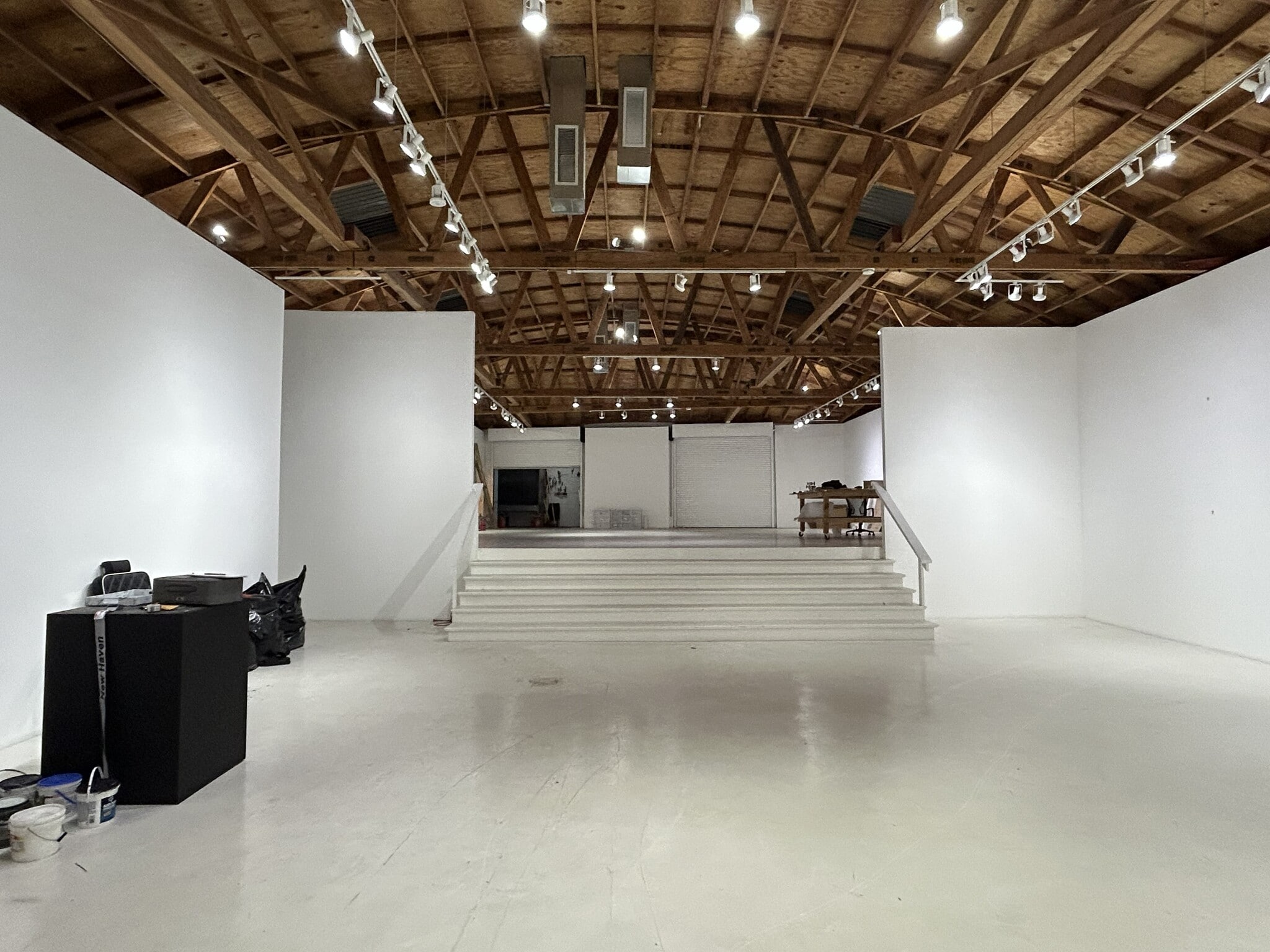 422 S Alameda St, Los Angeles, CA for Rent