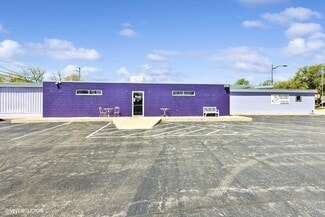 Bradley, IL Freestanding - 800 W Broadway St