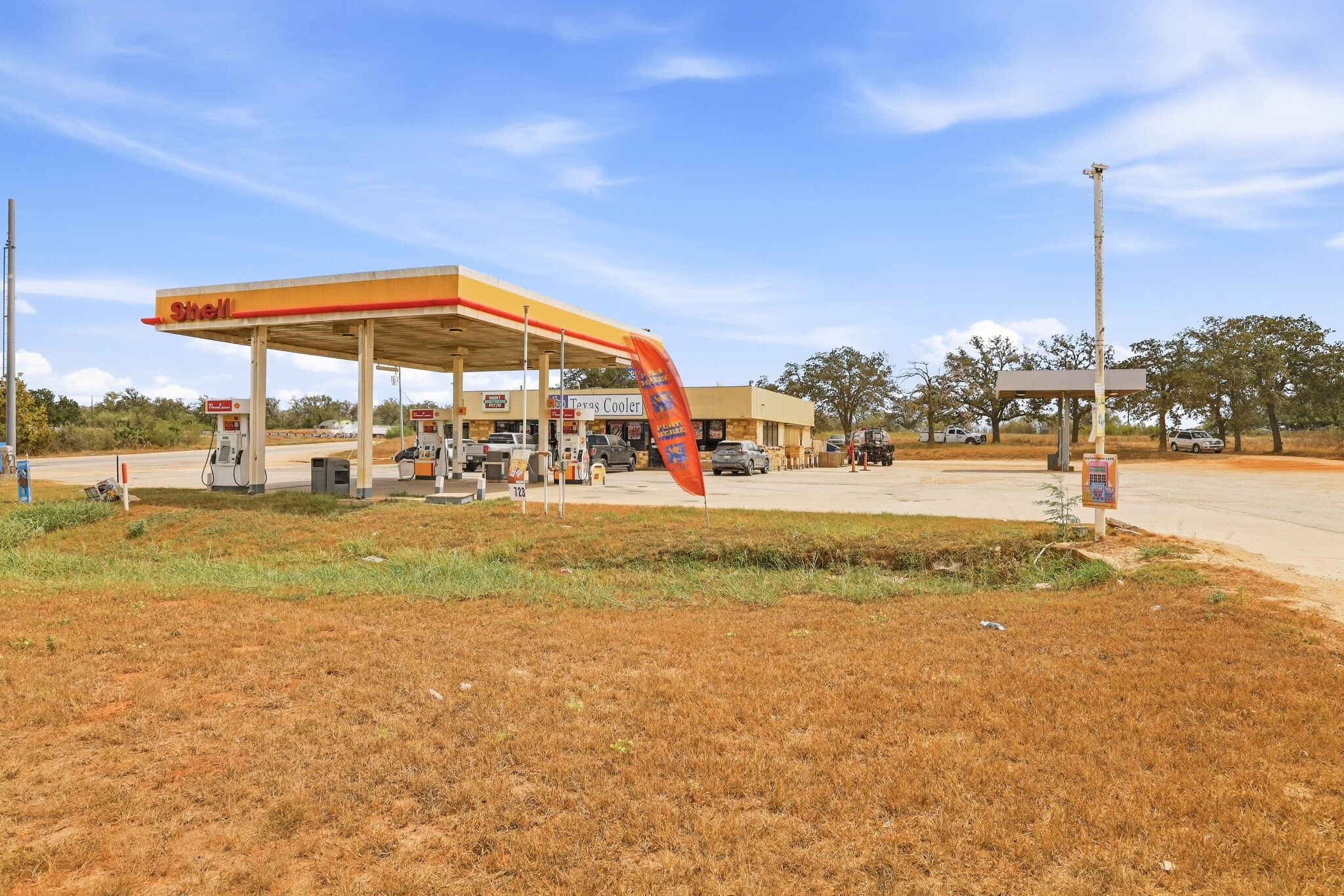 1000 State Highway 123 S, Stockdale, TX for Sale
