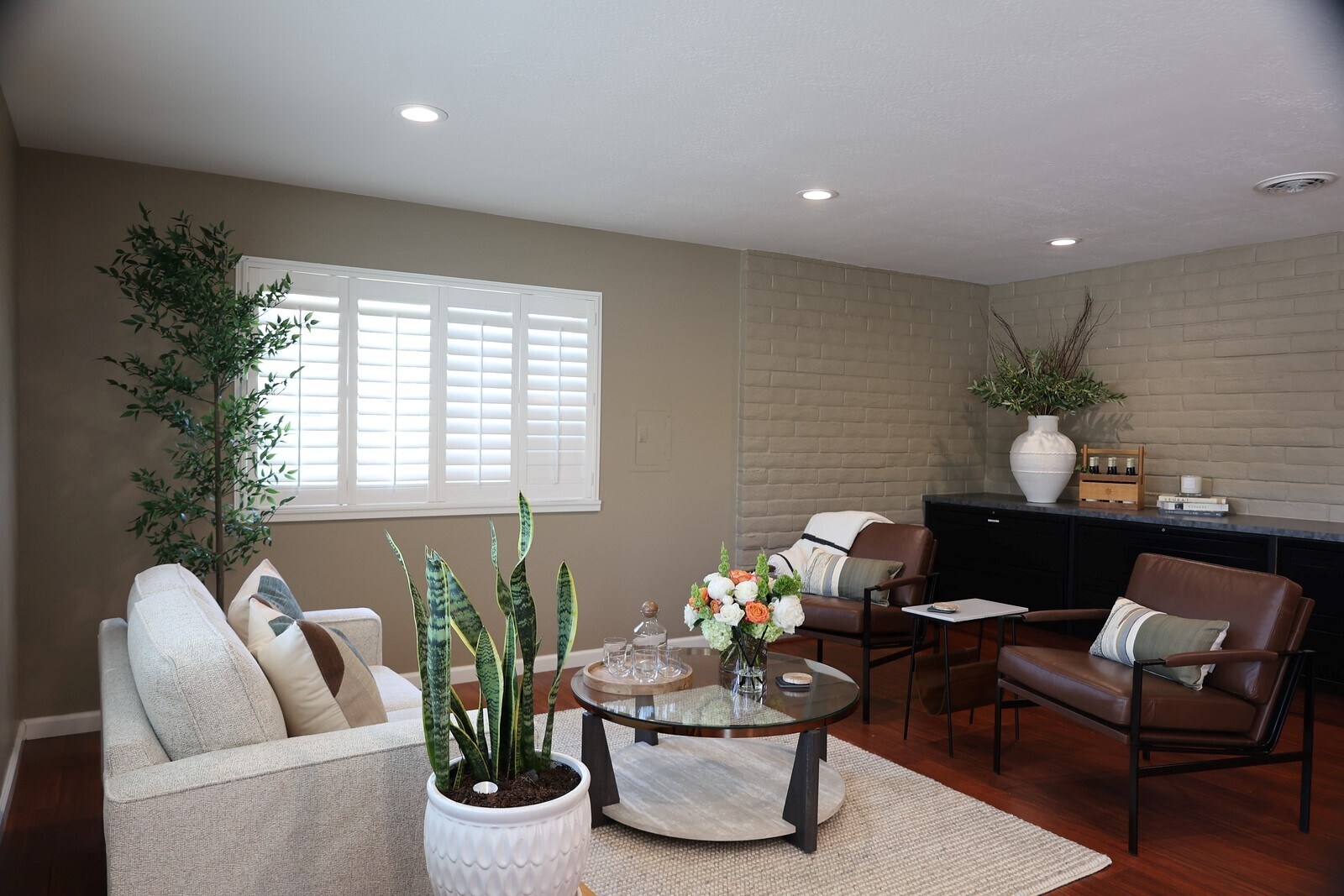 501 E Washington St, Petaluma, CA for Sale